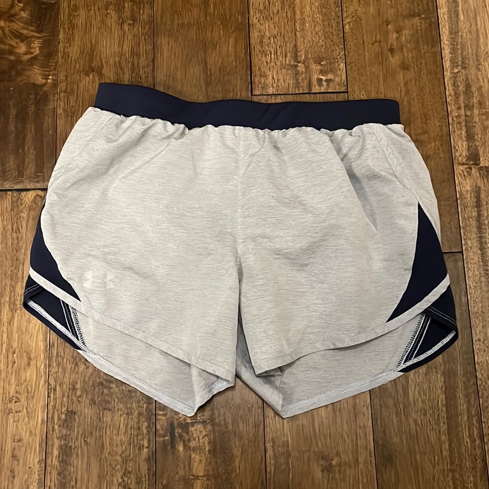 Under Armour Women’s loose fit shorts